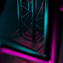 Gravity TWB 431 T B - base tour multifunzionale quadrata in acciaio con possibilità di montaggio truss