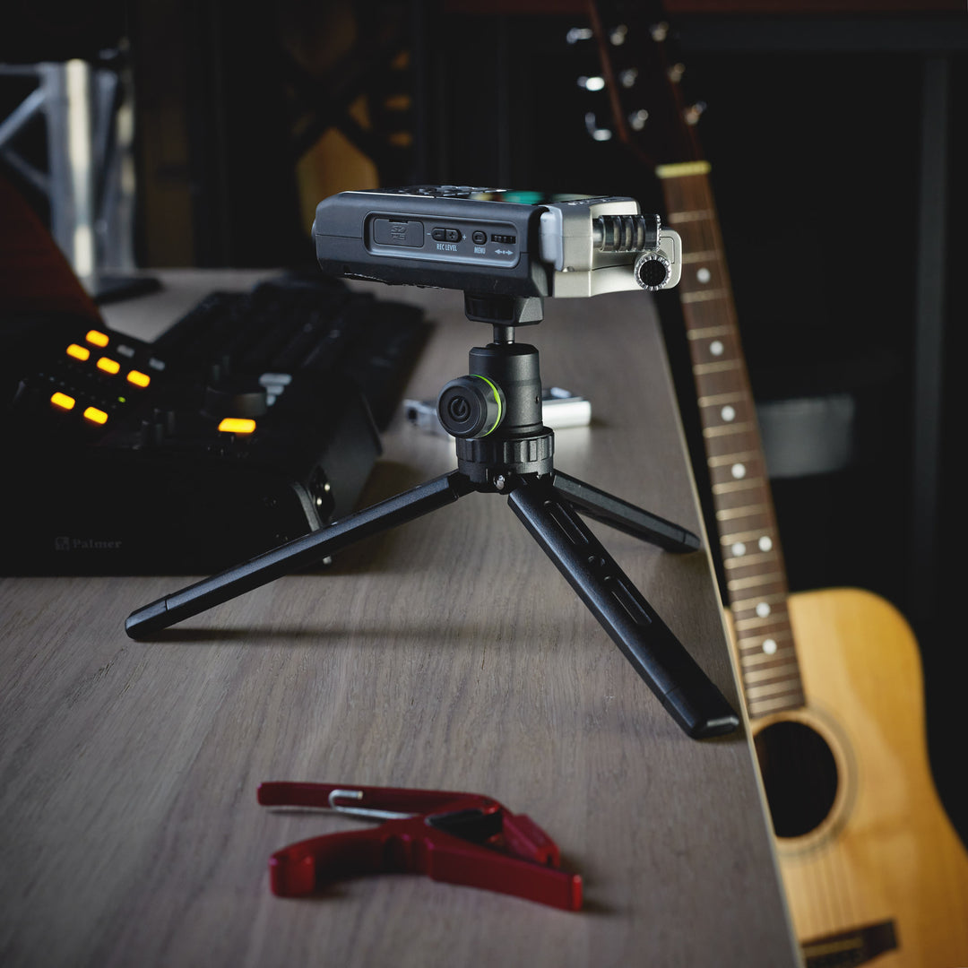 Gravity VS TRIPOD 01 B - Supporto universale da tavolo a treppiede