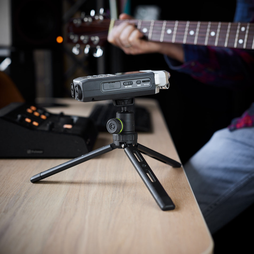 Gravity VS TRIPOD 01 B - Supporto universale da tavolo a treppiede