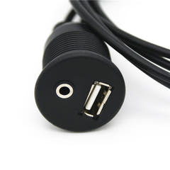 Adattatore USB/AUX Universale