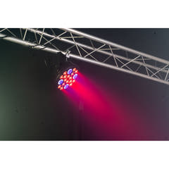 Ibiza XL RGBW+UV Faro PAR (16x6 + 4x30W)