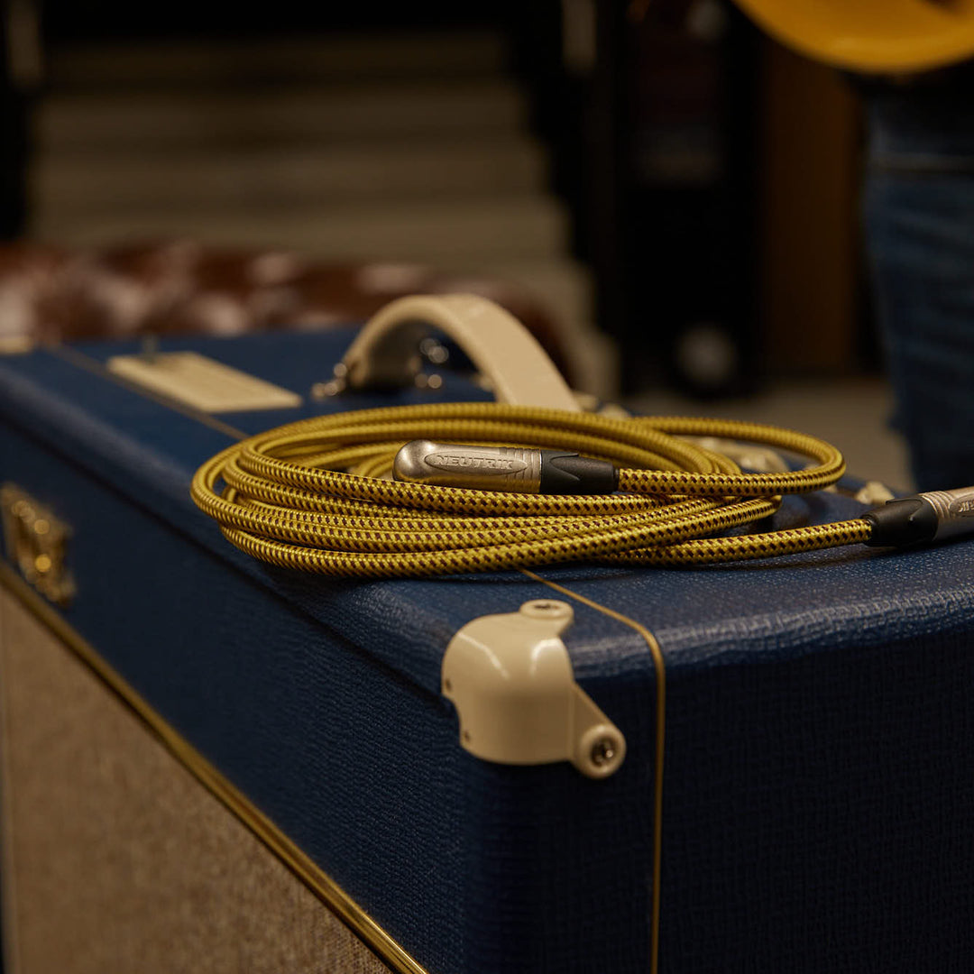 Adam Hall Cables 5 STAR IRP 0600 VINTAGE - Instrumentkabel | Neutrik® vinkeljack TS x jack TS | 6 m