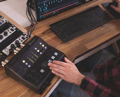 Palmer Monicon XL Controller Monitor Attivo