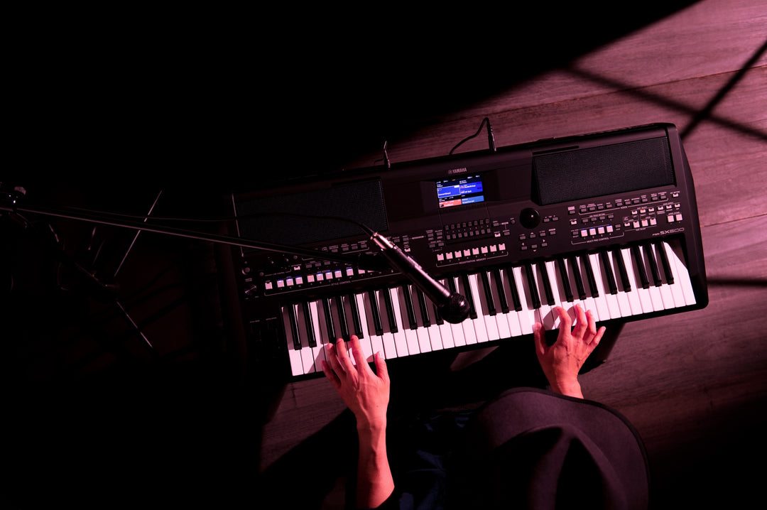 Yamaha PSR-SX600 Tastiere (Nero)