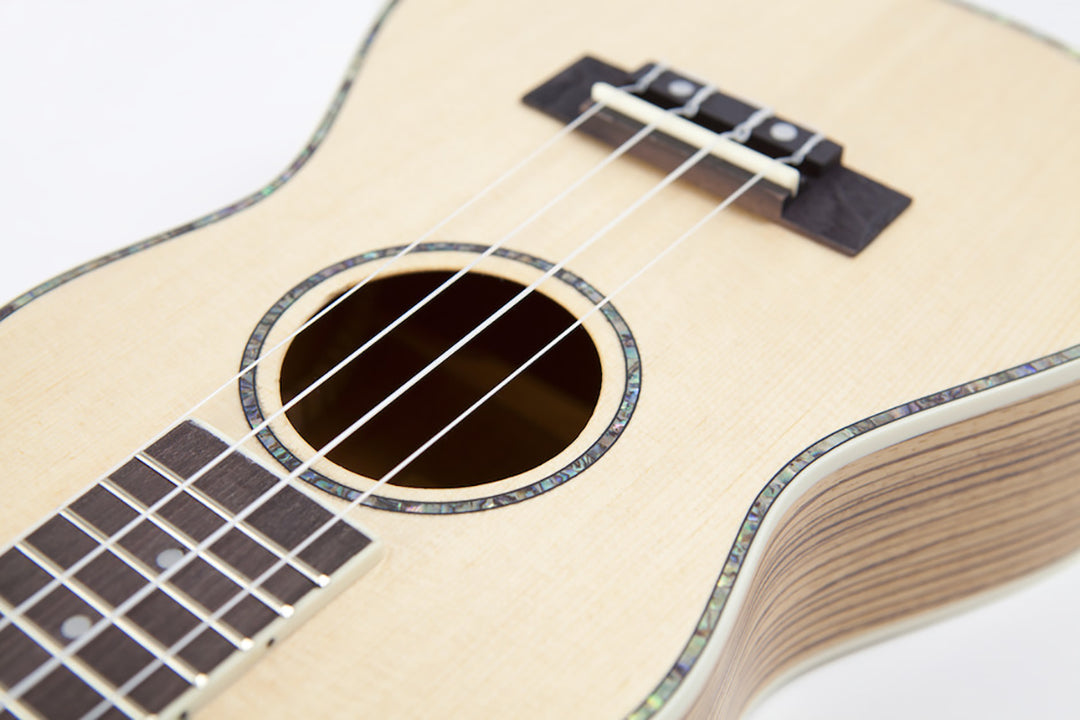 Reno RU320 Grand Concerto Ukulele (Naturale)