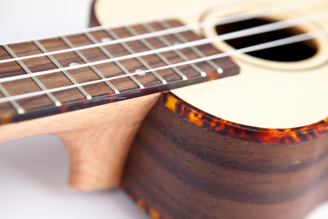 Reno RU230 Soprano Ukulele (Naturale)