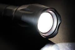 Torcia LED con Zoom