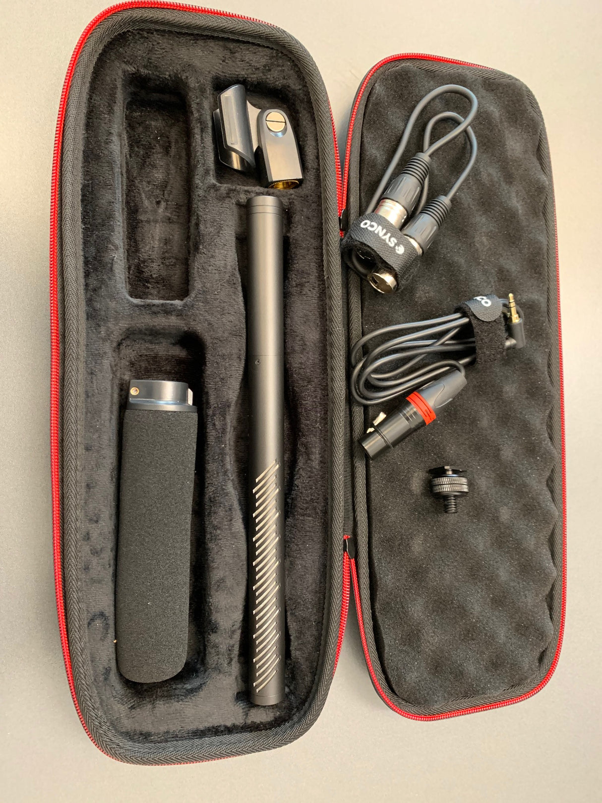 Synco D1 Broadcast shotgun mikrofon til 48 Volt eller AA batteri