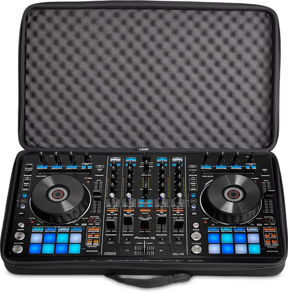 Custodia Rigida UDG Creator Control XL Black MK2