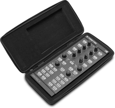 UDG Creator NI Traktor Kontrol F1/X1/Z1/X1 MK2 Hardcase Nero MK2