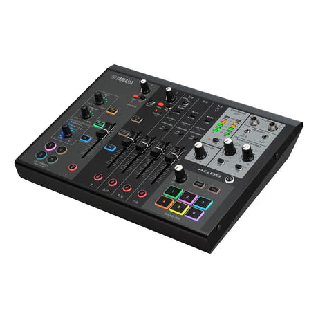 Yamaha AG08 - Mixer per live streaming (Nero)