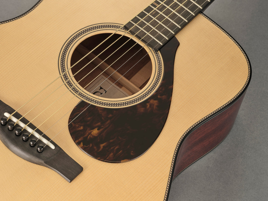 Yamaha FG 9M Chitarra Western (Naturale)