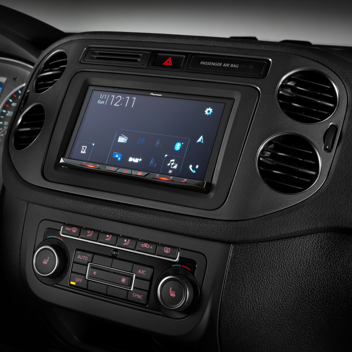 Pioneer AVIC-Z930DAB GPS Navigation, Wireless Apple CarPlay and Bluetooth