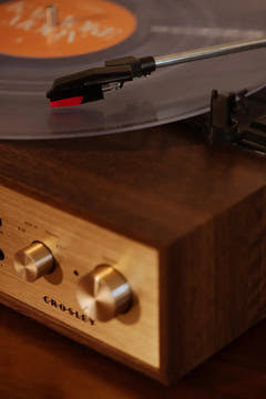Crosley Miles Giradischi, Noce
