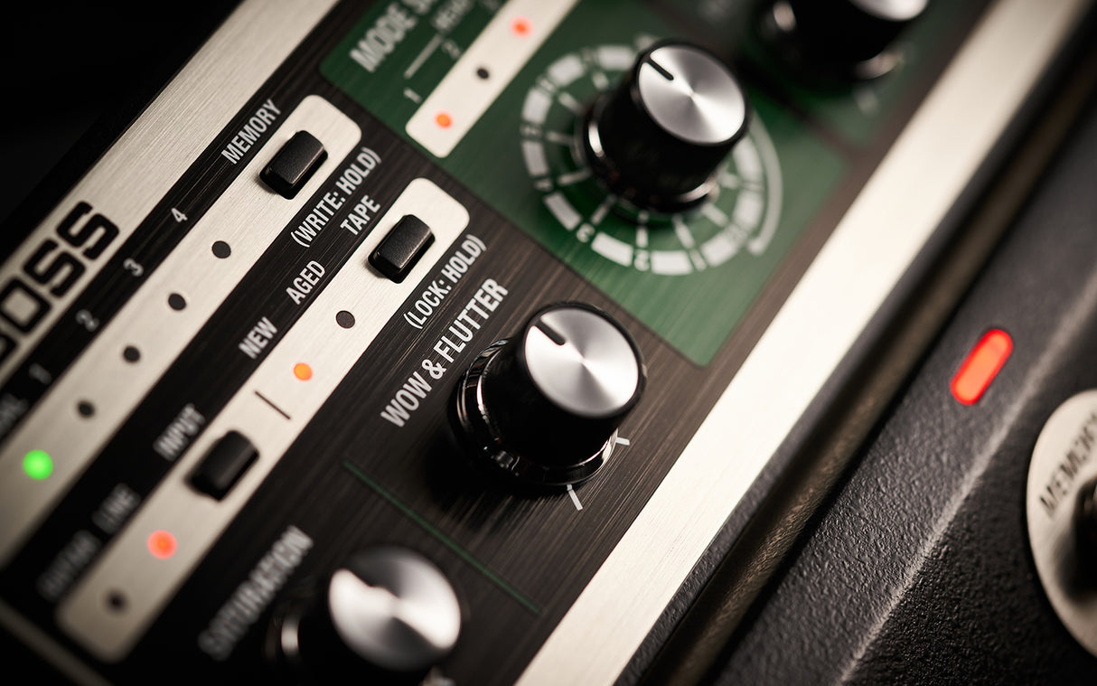 Boss RE-202 Space Echo Delay