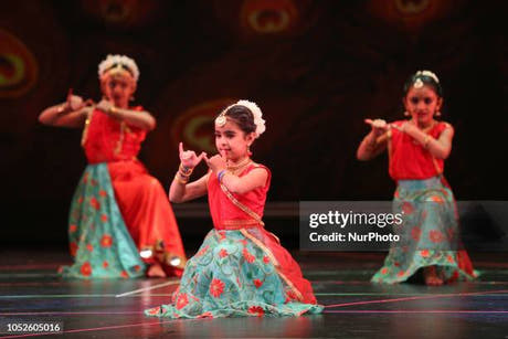 Espansione Desi Dance