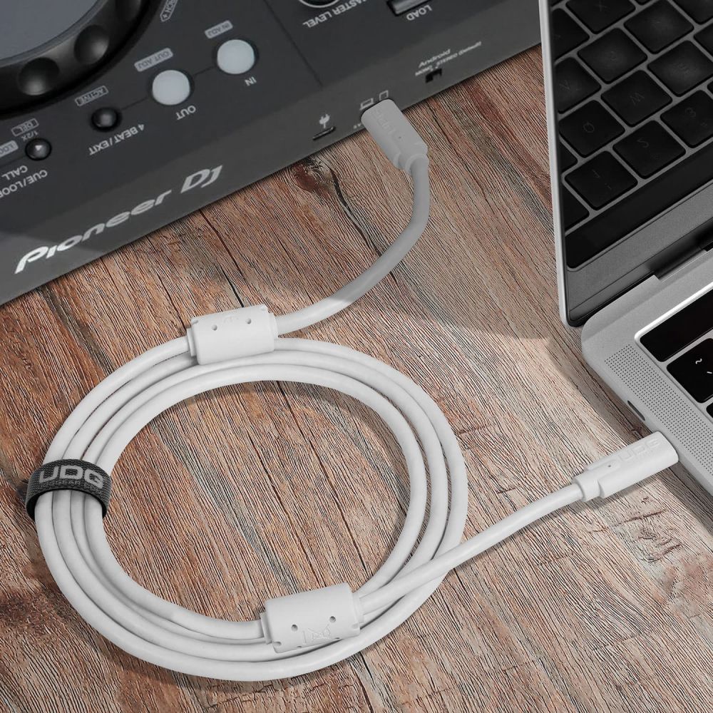 UDG Ultimate Cavo USB 3.2 C-C Bianco Dritto 1,5m