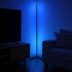 LIGHT4ME Lampada da pavimento angolare a stelo 1