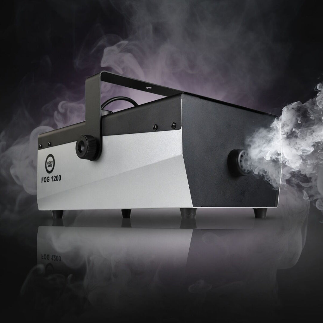 Light4Me Fog 1200 V2 Macchina del Fumo 1200W con telecomando wireless e DMX
